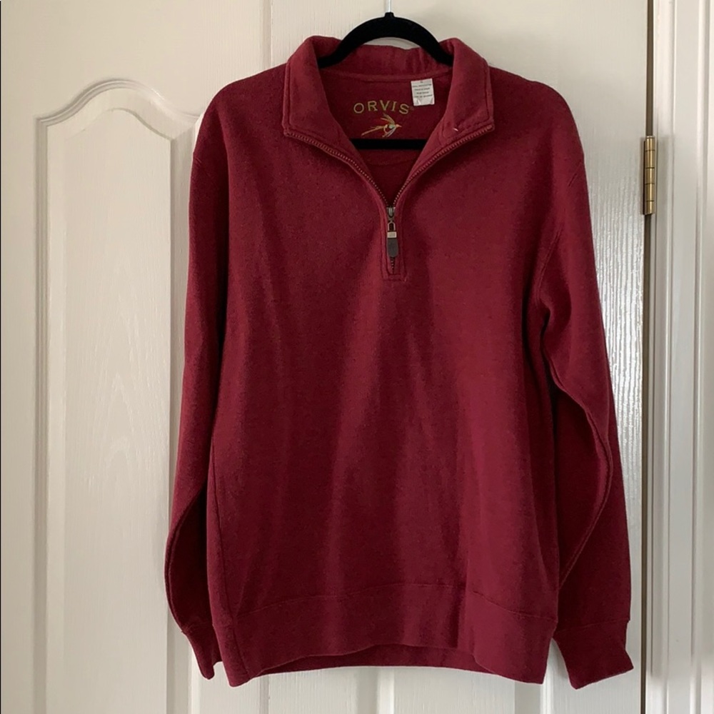 Men’s Orvis sweater/sweatshirt, size Small.